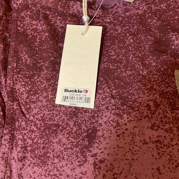 NWT‎ 3/4 Sleeve Gilded Intent Top - Picture 5 of 7